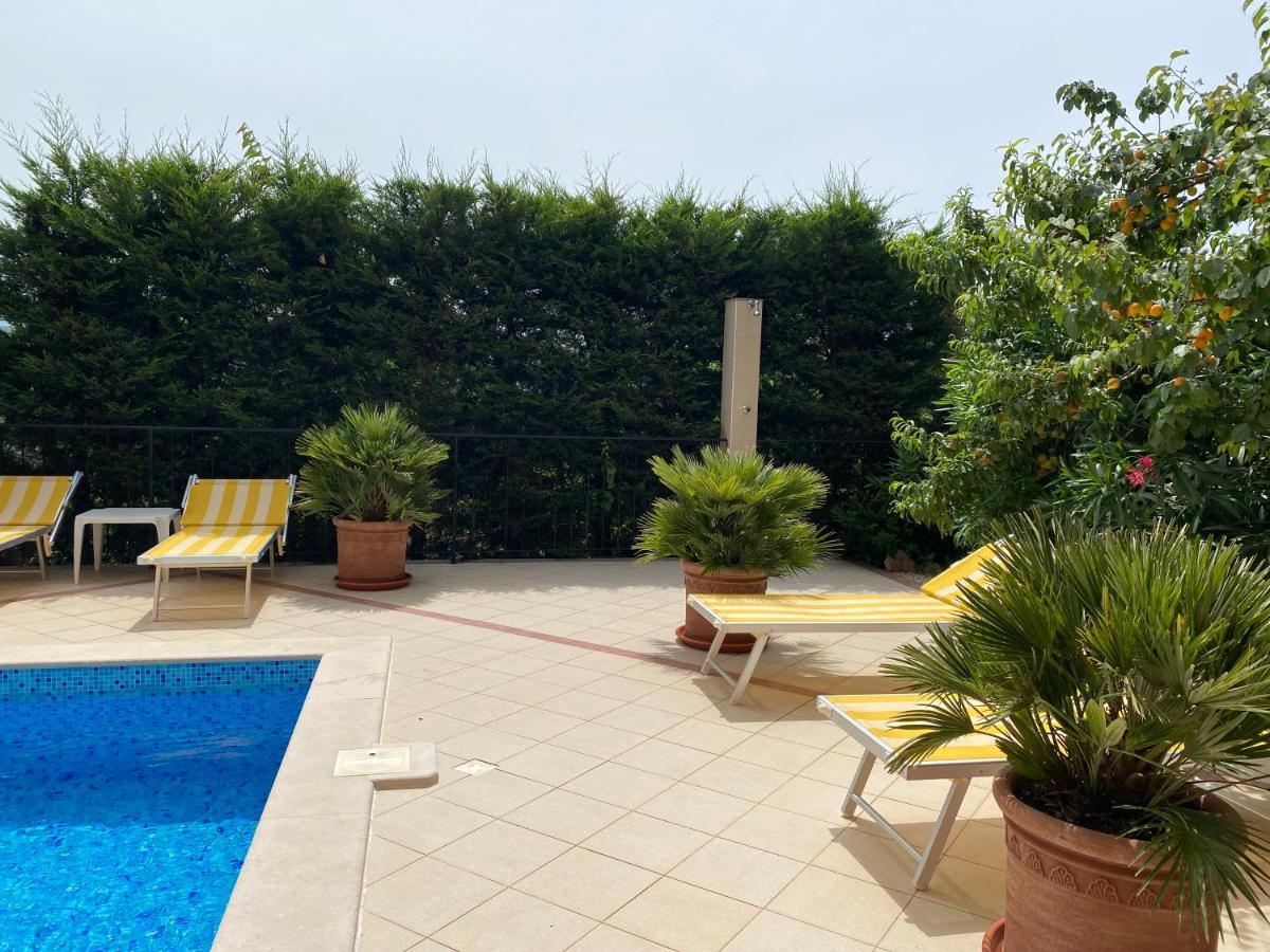 Apartments Villa Viktoria Τίβατ Εξωτερικό φωτογραφία