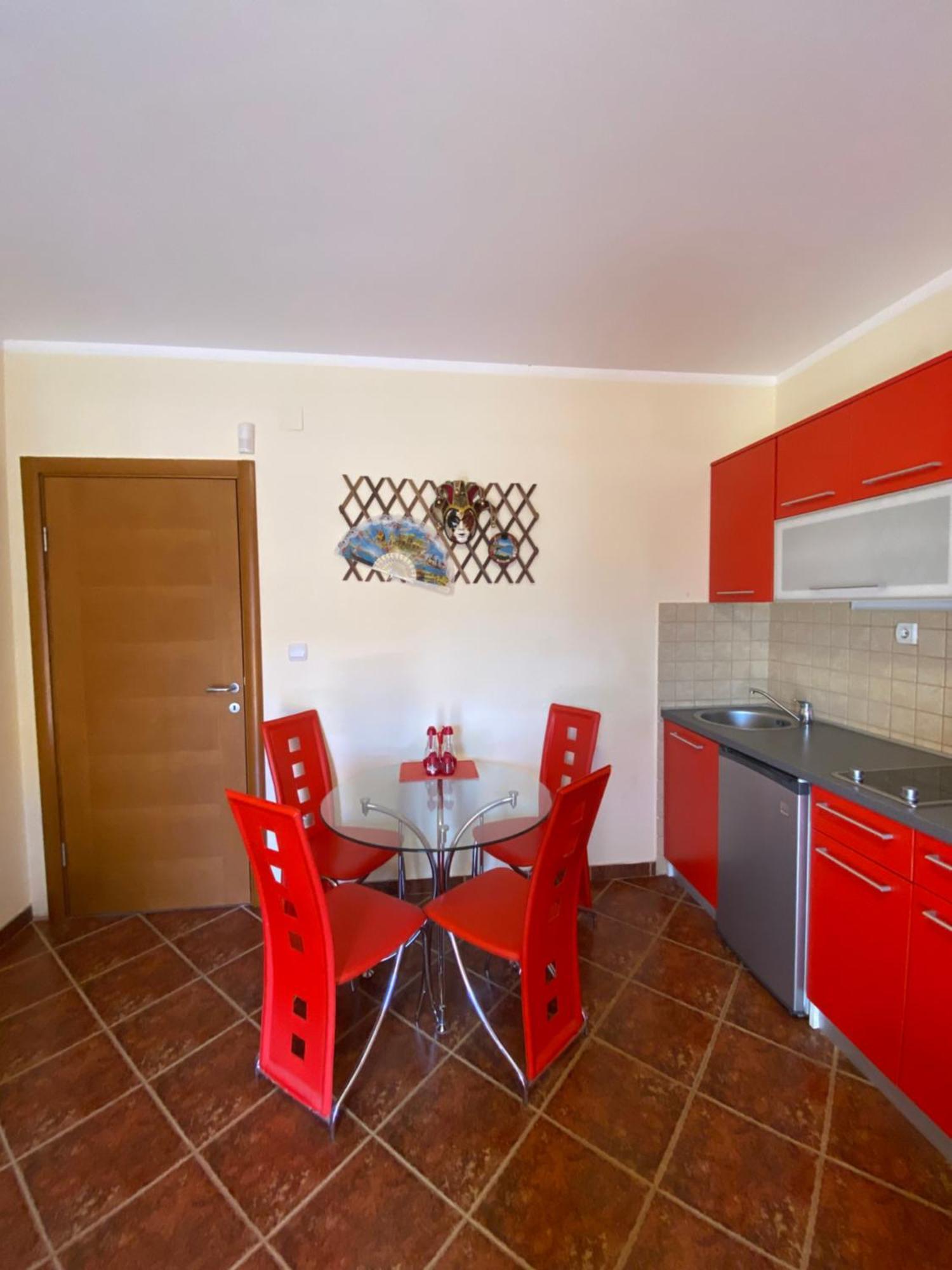 Apartments Villa Viktoria Τίβατ Εξωτερικό φωτογραφία