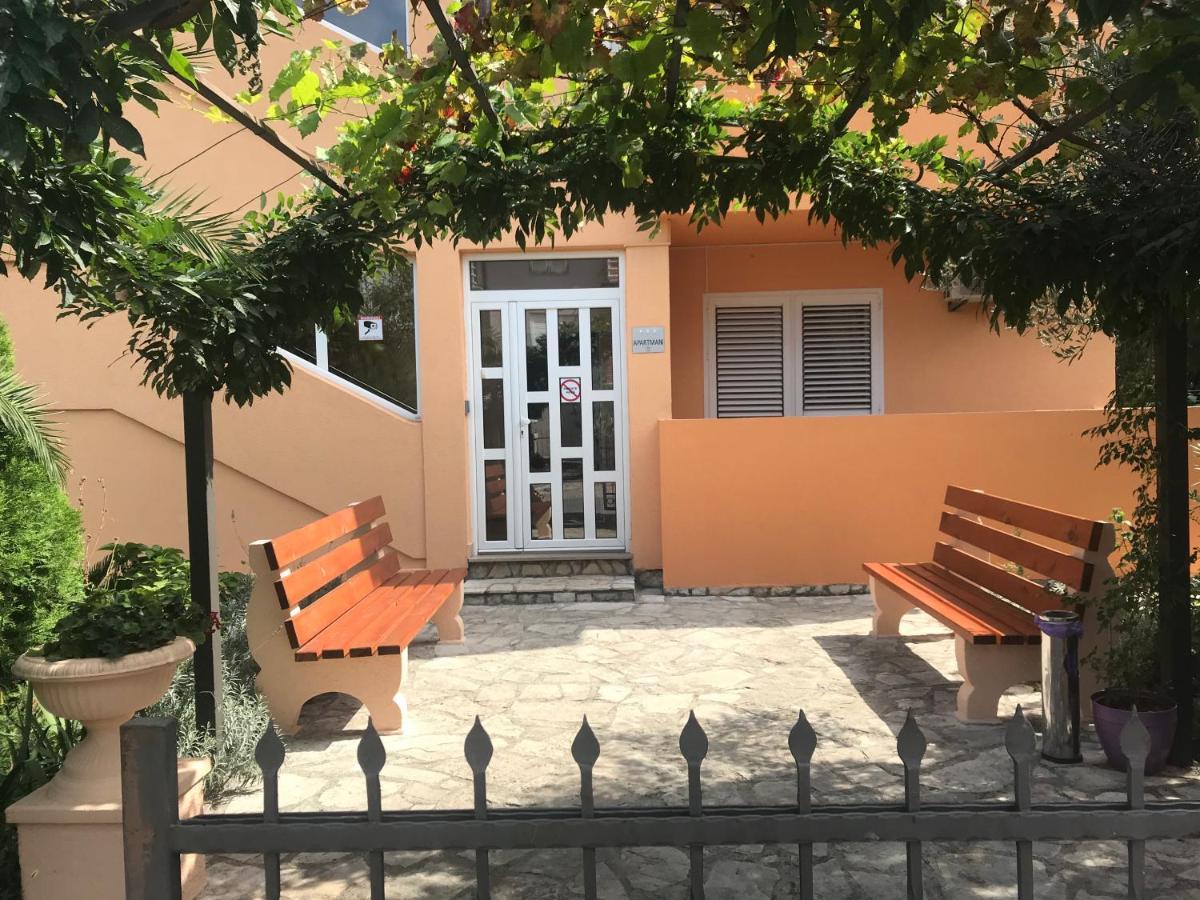 Apartments Villa Viktoria Τίβατ Εξωτερικό φωτογραφία